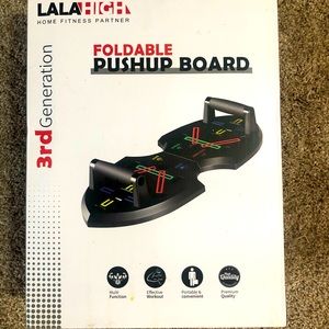 Portable and foldable push up board